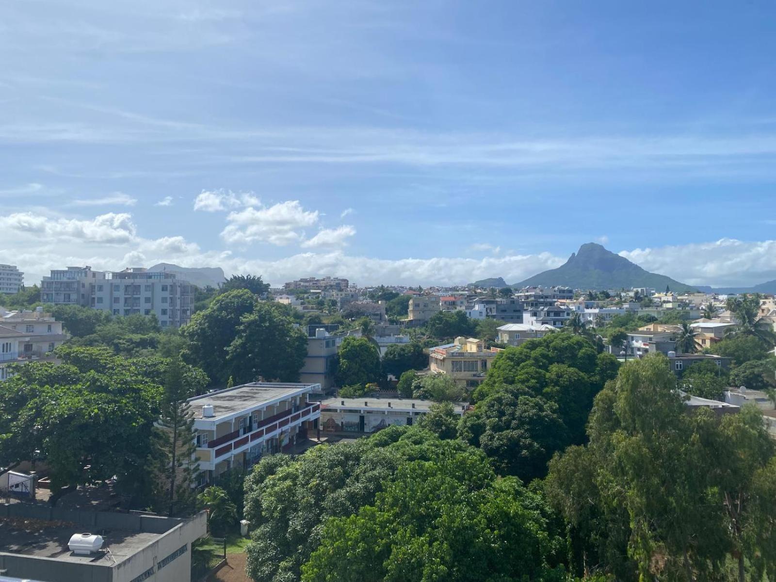 Modernes Apartment & Pool Mit Mega Aussicht Flic-en-Flacq エクステリア 写真